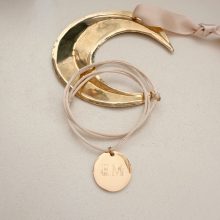 Collier «Médaille Initiale Fleurie» (Cordon aux choix)